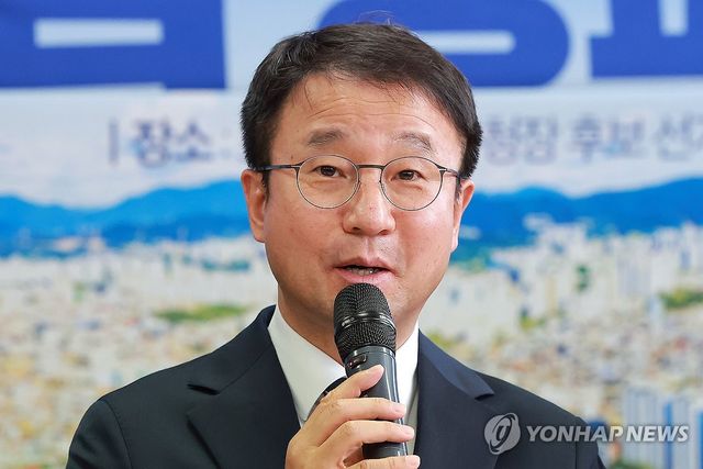 발언하는 민주당 한병도 원내대표