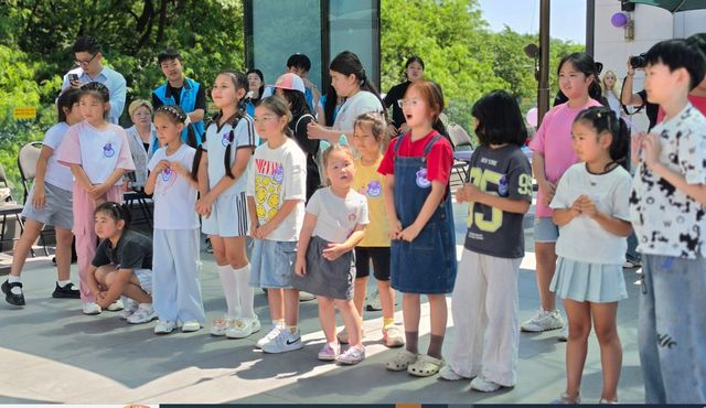 제3회 고려인 어린이 그림 축제에 참가한 고려인·한국 어린이들