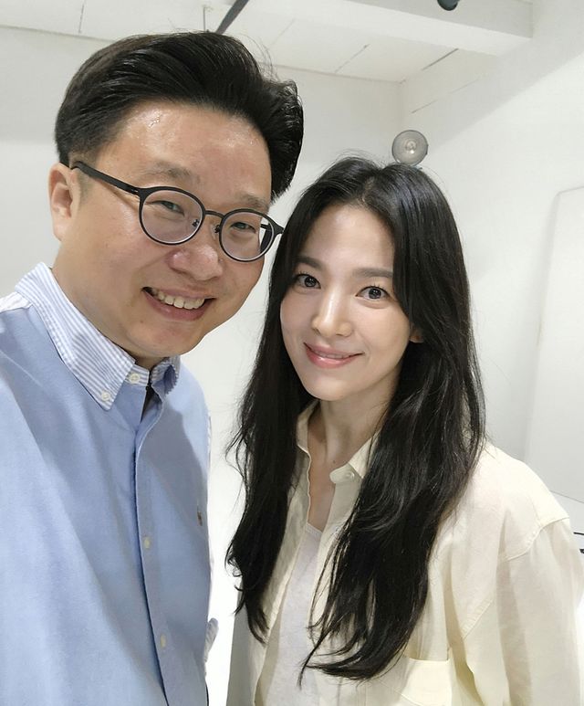 서경덕 성신여대 교수(왼쪽)와 배우 송혜교