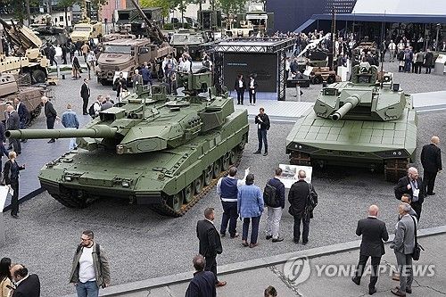 2024년 유로사토리(Eurosatory) 방위산업 전시회. 기사 내용과 직접 관련 없음.