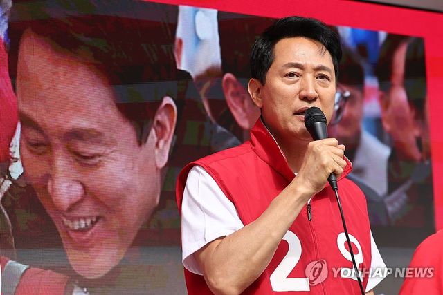 오세훈 시장 후보, 광화문 출근 인사