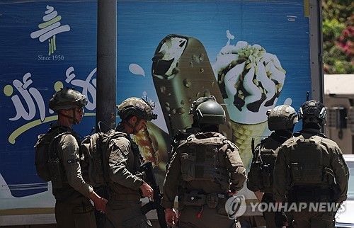 요르단강 서안 나블루스에 투입된 이스라엘군 병사들. 기사 내용과 직접 관련 없음.