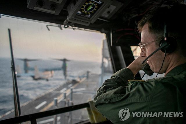아라비아해를 항해 중인 미 해군 강습상륙함 'USS 트리폴리'. 사진은 기사내용과 직접 관련 없음. [미해군/로이터=연합뉴스 자료사진. 재판매 및 DB 금지]