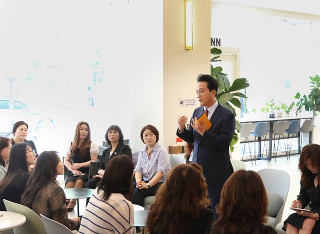 경청투어 나선 안민석 당선인