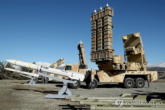 이란군이 2024년 2월 17일 공개한 이란의 대공 방어시스템 '아르만'(Arman)