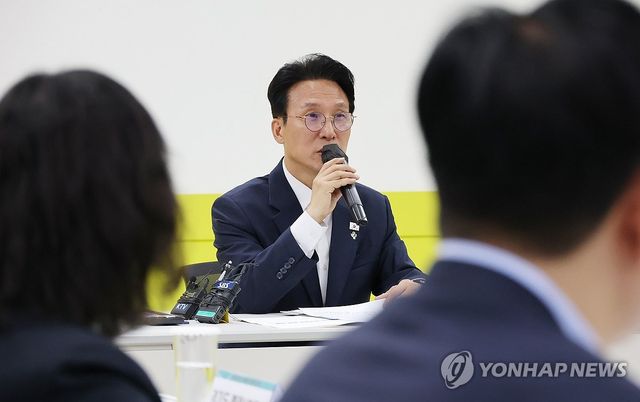 경기도 자살예방센터 방문한 김민석 국무총리