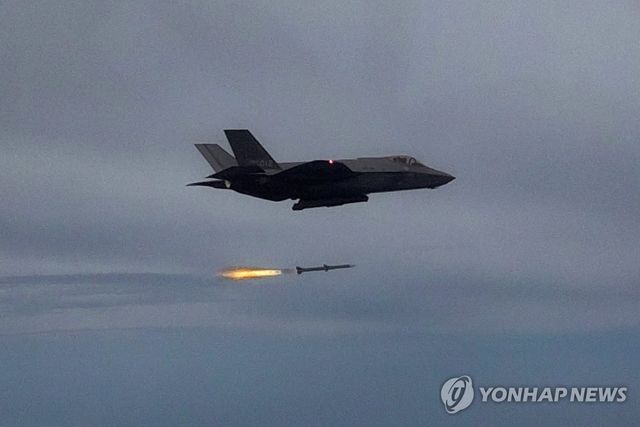 한미공군 연합 공대공·공대지 실사격 훈련