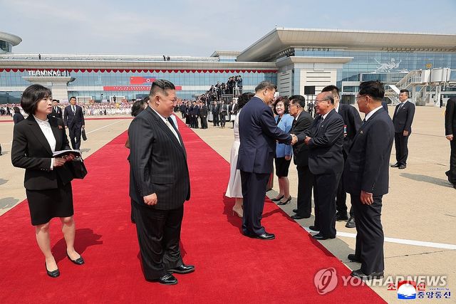 방북 일정 마치고 귀국하는 시진핑