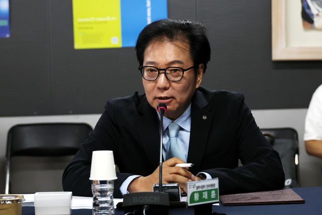 황재훈 인수위원회 위원장