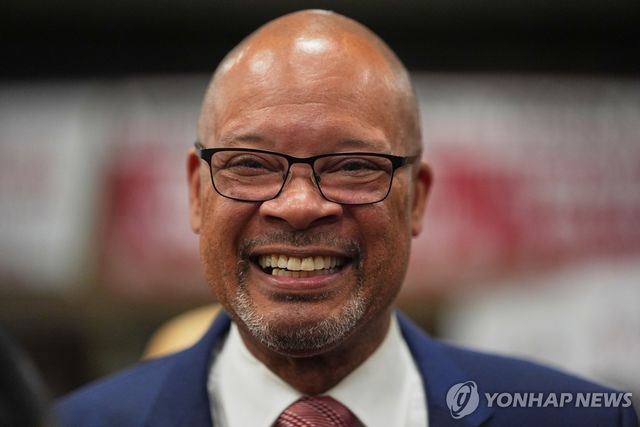 에런 포드 네바다 민주당 주지사 후보
