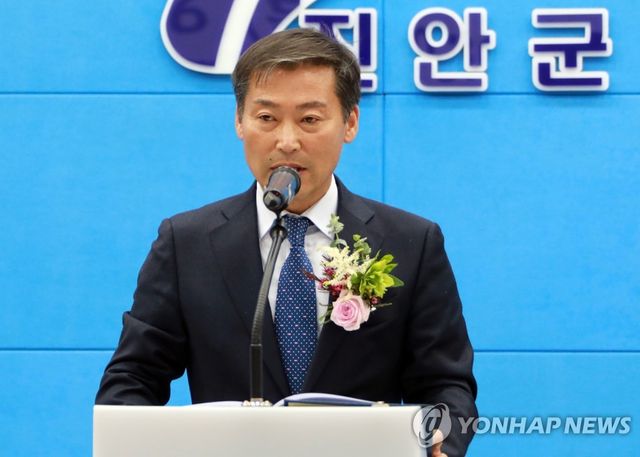 전춘성 전북 진안군수