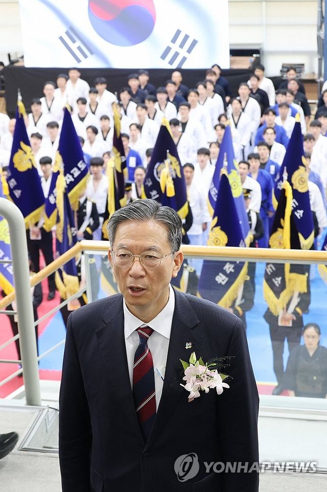 전국 교도관 무도대회 참석한 정성호 장관