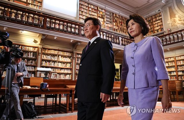 이재명 대통령 부부, 우피치미술관 방문