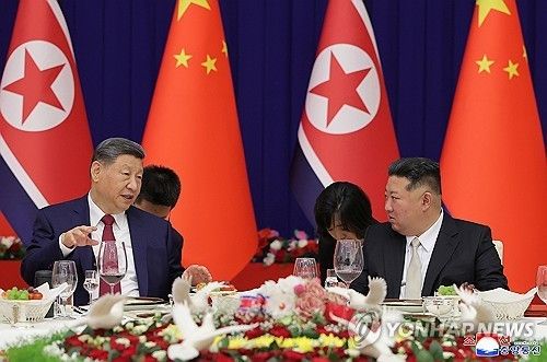 김정은, 시진핑 환영 연회 마련