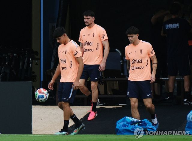캉쿤의 베이스캠프에서 훈련 중인 우루과이 축구대표팀 