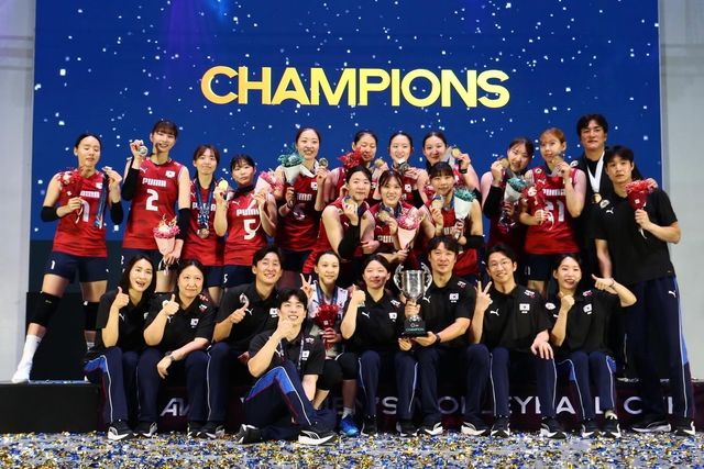 AVC컵 우승 기념사진