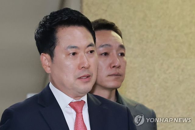 '서울 재선거 소청 논의' 긴급 최고위 참석하는 장동혁 대표