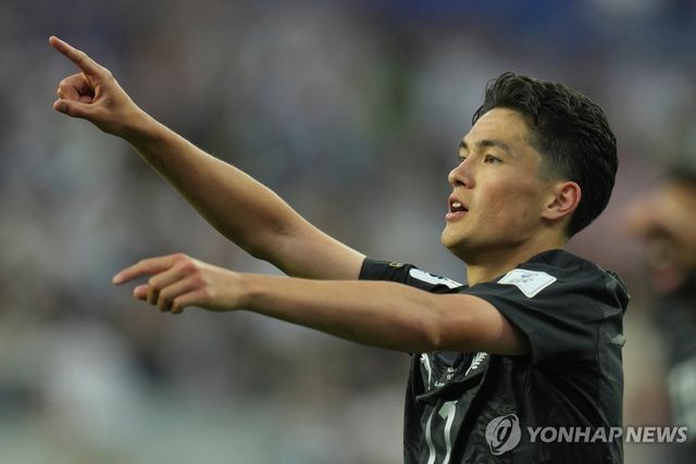 멀티골을 넣은 뉴질랜드 일라이자 저스트