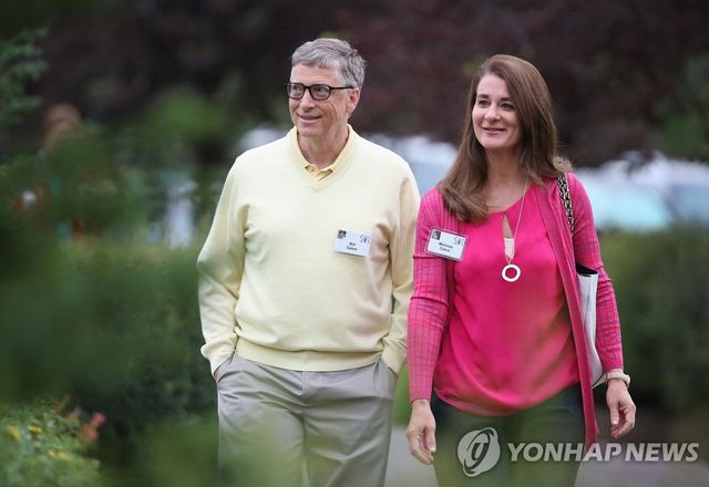 2015년 7월 빌 게이츠 부부의 모습