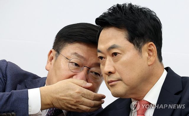 머리 맞댄 장동혁·정점식