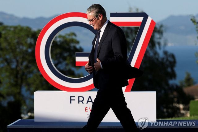 G7 회의에 참석한 스타머 영국 총리