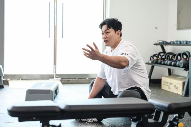 실내 훈련하는 최지만
