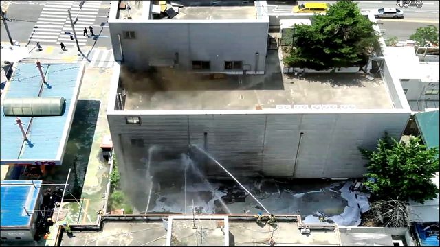 인천 공장 밀집지역 화재 진화 안간힘