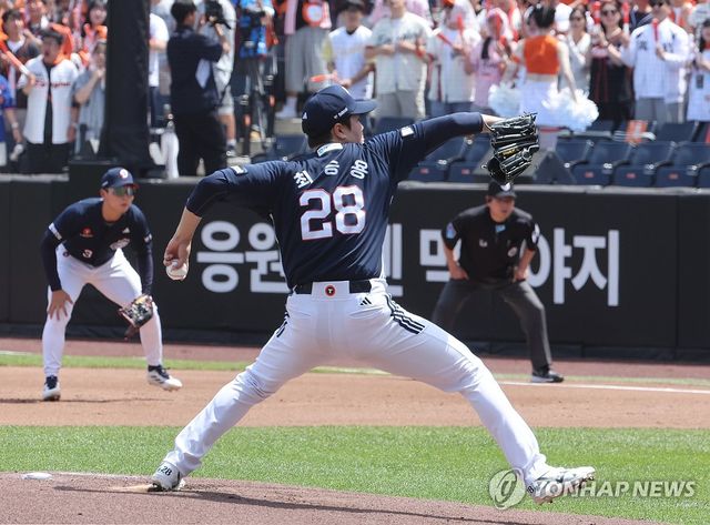 역투하는 최승용