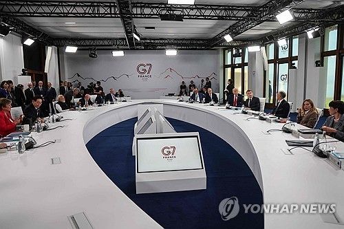 G7과 파트너국 정상들 회의 