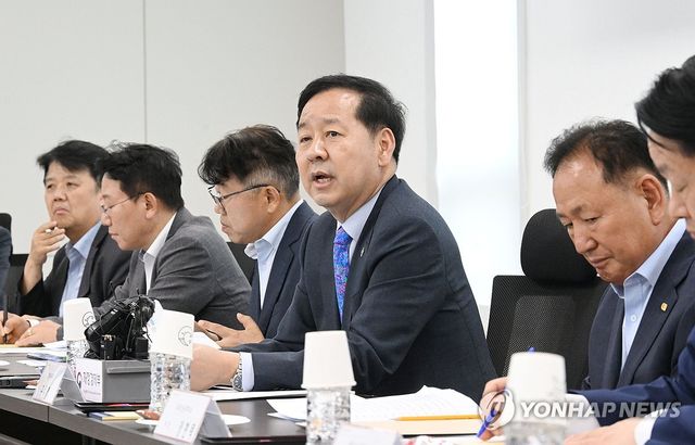구윤철 부총리, 기업혁신 지원 민관협의체 3차 회의 주재