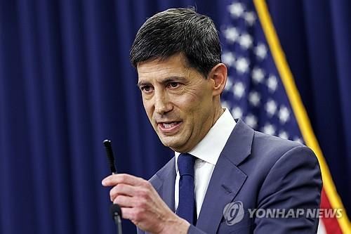 기자회견 하는 케빈 워시 연준 의장