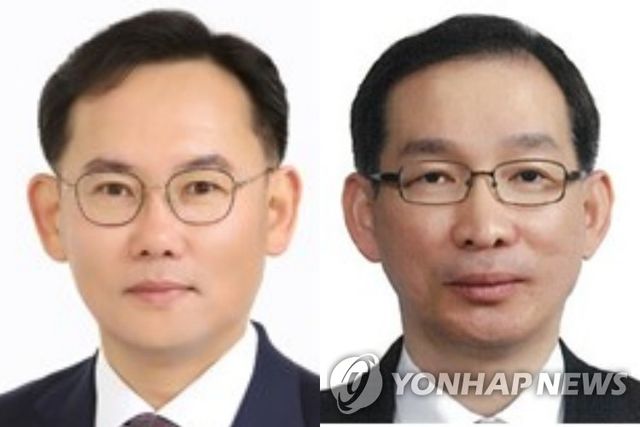 강종석 신임 한미전략투자공사 경영기획본부장(왼쪽)과 김경한 전략투자본부장