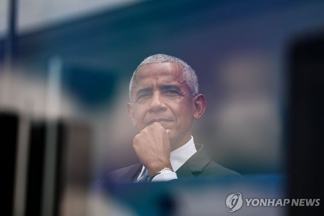 18일(현지시간) '오바마 대통령 센터' 개관식에 참석한 버락 오바마 미국 전 대통령