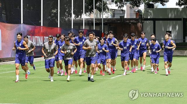 완전체로 훈련하는 축구 대표팀
