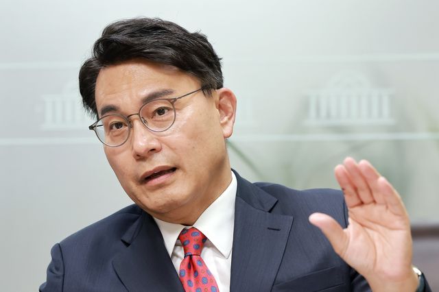 연합뉴스와 인터뷰하는 윤상현 선관위 국조특위 위원장