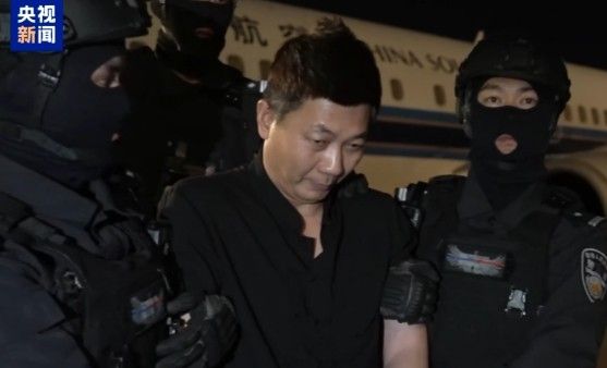 중국으로 압송된 류런