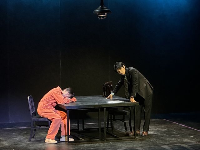 연극 '댄포스가 옳았다' 프레스콜