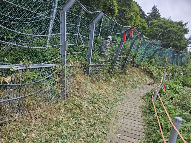지난해 한라산 관음사 탐방로 보수 구간