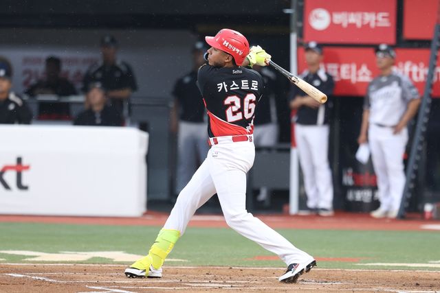 KIA 카스트로의 홈런 스윙