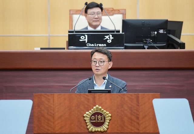 5분 자유발언하는 김성수 전북도의원