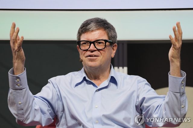 'AI 대부' 얀 르쿤
