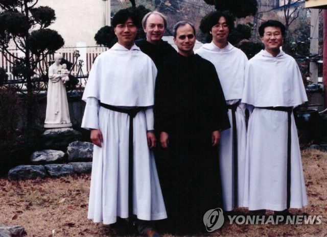 2002년에 한국 방문한 레오 14세
