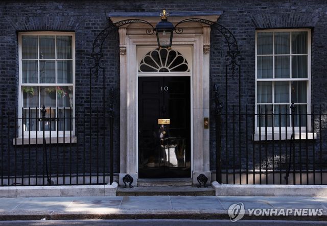 19일 다우닝가 10번지 총리실