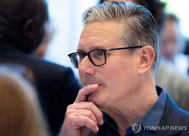 19일 행사 참석 중인 스타머