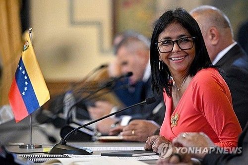델시 로드리게스 임시대통령