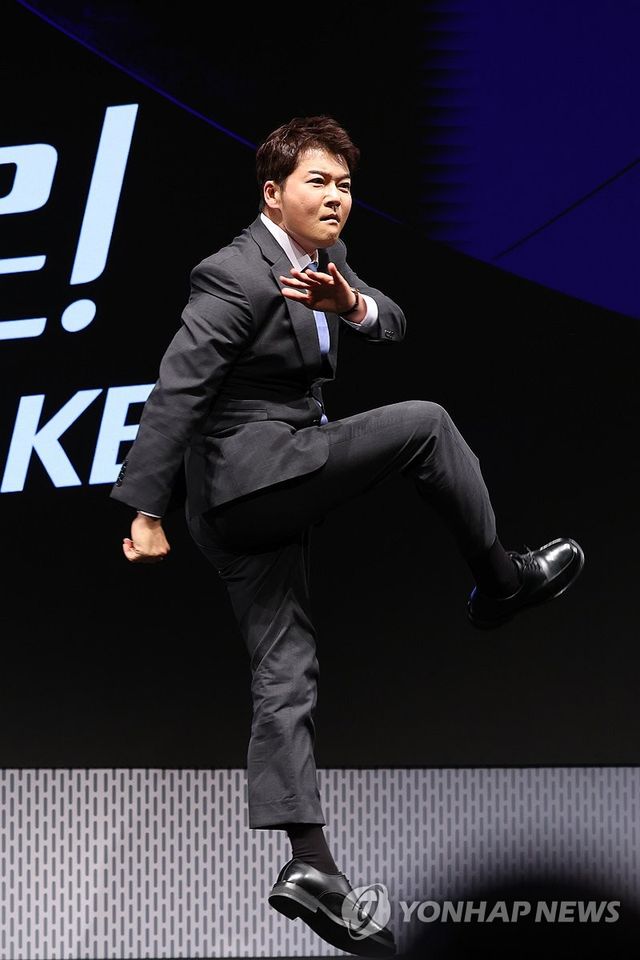 첫 월드컵 중계 맡은 전현무