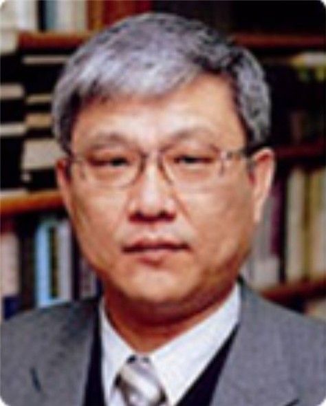 이현희 서울대 명예교수