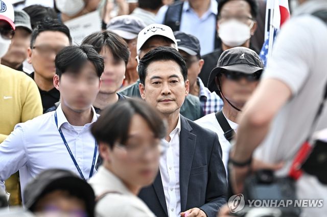 '개표소 봉쇄 시위', 대기하는 장동혁 대표