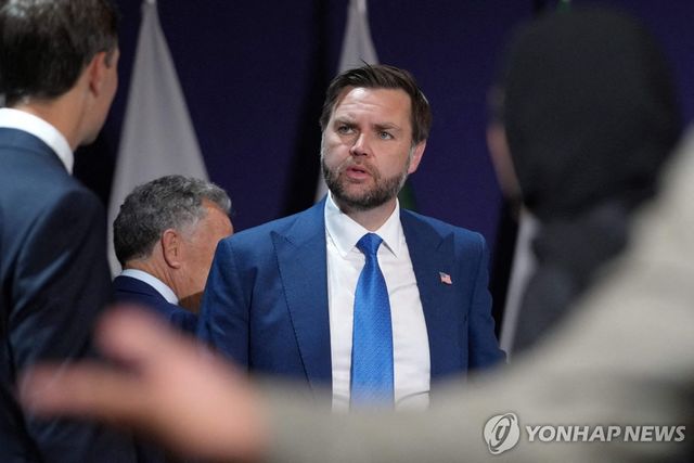스위스 찾은 미 협상대표 밴스 부통령