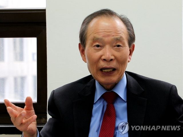 연합뉴스와 인터뷰 중인 '영원한 재야' 장기표 선생